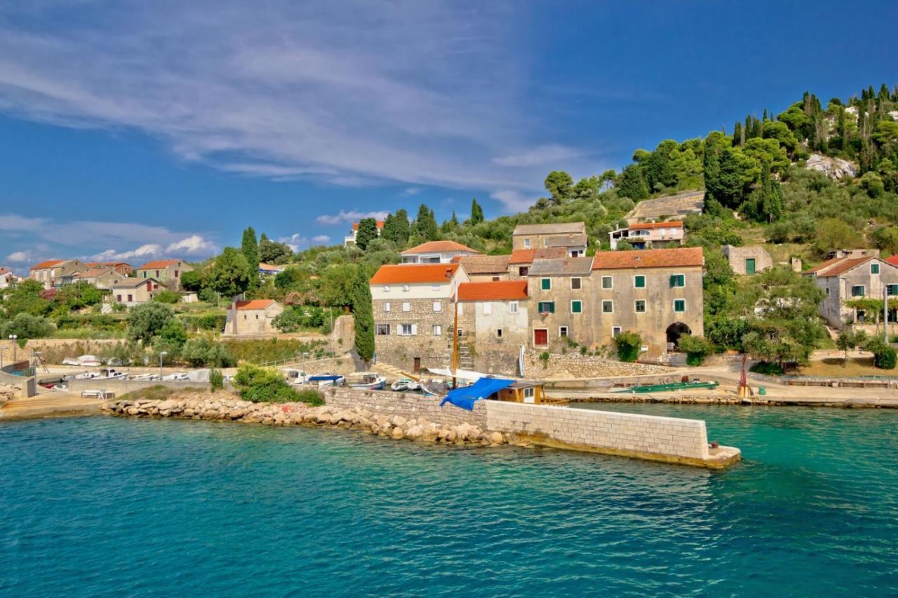 Studio Apartment In Preko With Sea View, Terrace, Air Conditioning, Wi-Fi Exterior foto
